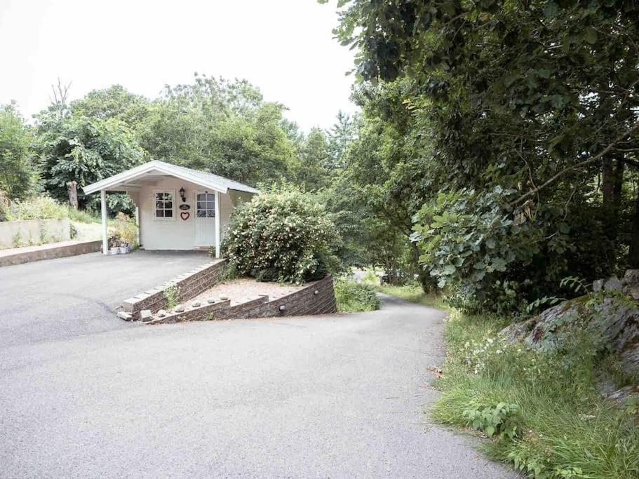 A Lovely Bright Apartment With It'S Own Entrance Kungsbacka Eksteriør bilde